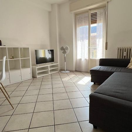 Duomo A 20 Minuti Netflix Wifi Da Juls Home Rozzano Exterior foto
